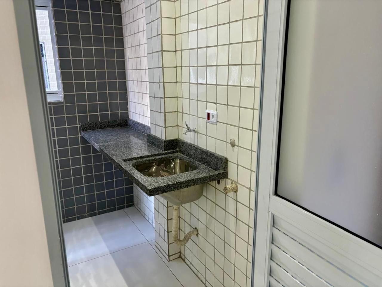 Apartment Novo Apto Canto Do Forte, Rua Vista Montanha, Com Wi Fi, Homebeach10, 01 Vaga De Garagem, Melhores Restaurantes Ao Lado Praia Grande (Santos)